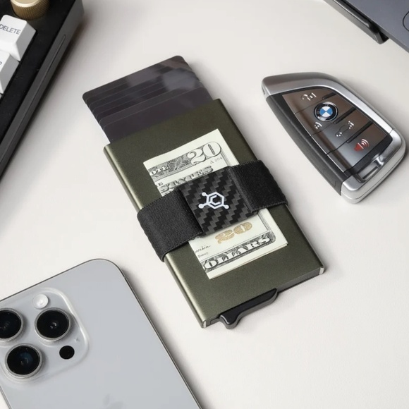 NEW Code 118 QuickDeploy Military Green Wallet w tracker card/multi tool card - Picture 2 of 4